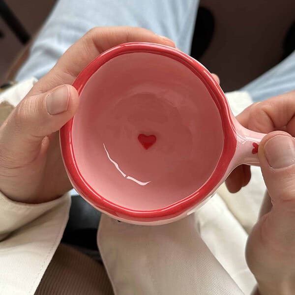 keramikinis puodelis - pink red hearts